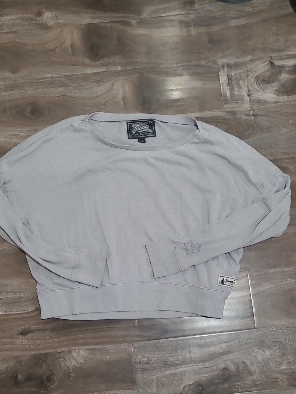 Roots Pale Gray Cropped Crewneck Sweatshirt